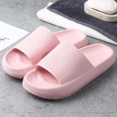 House slippers Couples feel safe when stepping on smooth surfaces